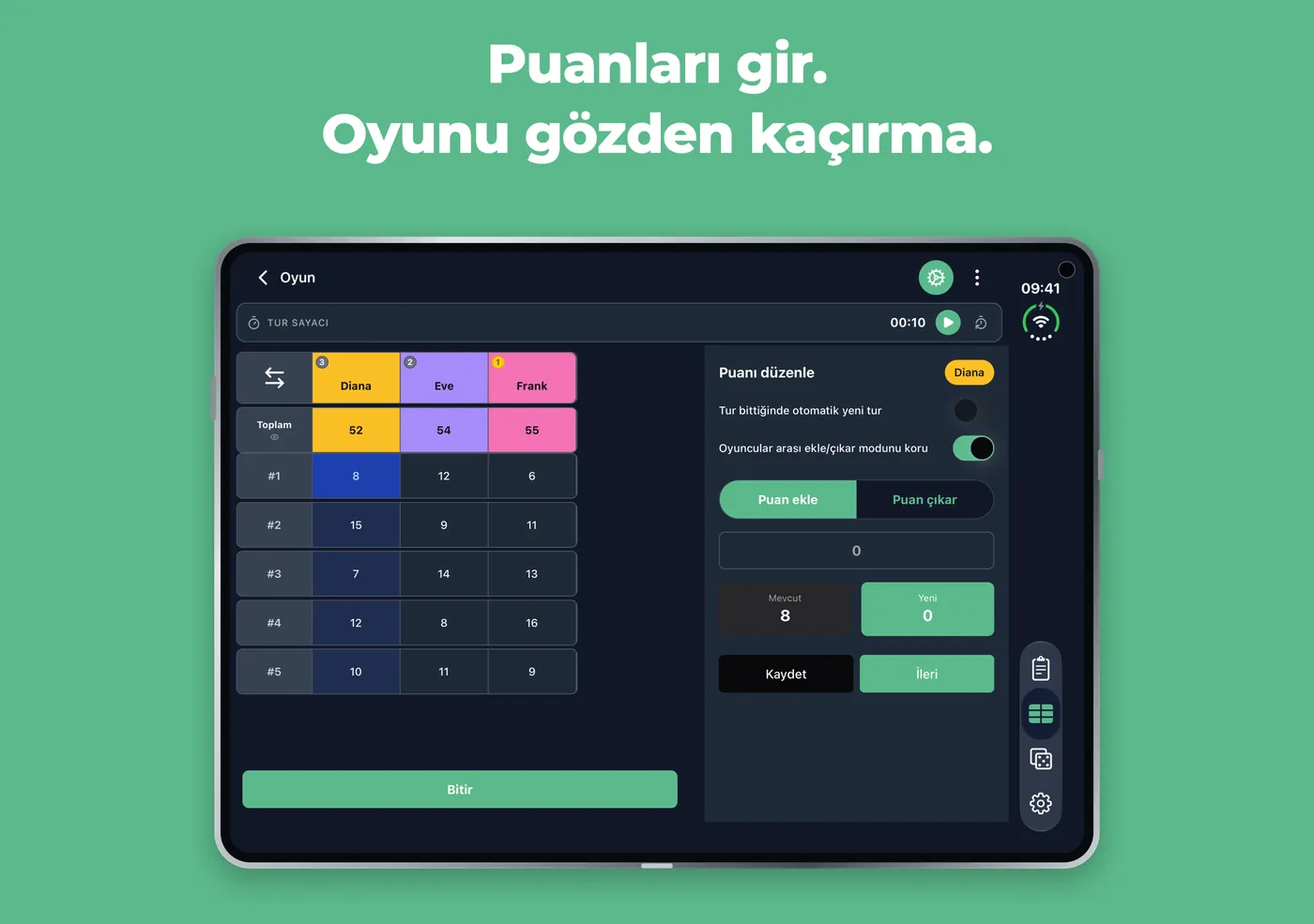 Yatay tutulan açık bir iPhone Duo'da Scory puan tablosu ve yanında Puanı düzenle paneli